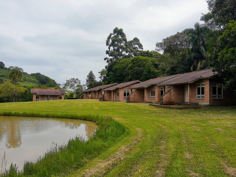 Chácara à venda com 12 quartos - Planalto,Morro Reuter