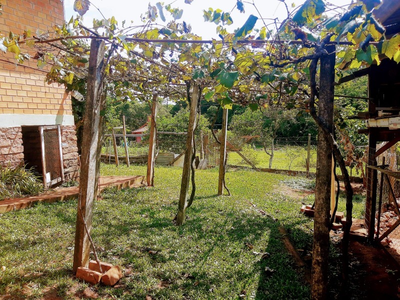  - Sítio à venda em Dois Irmãos, Travessão, com 2 quartos, 147.00m²