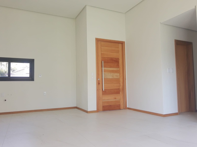  - Casa à venda em Dois Irmãos, Moinho Velho, com 3 quartos, 89.50m²