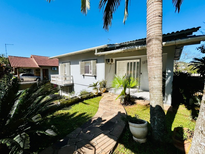 Casa à venda com 4 quartos, 269.00m² - Industrial,Dois Irmãos