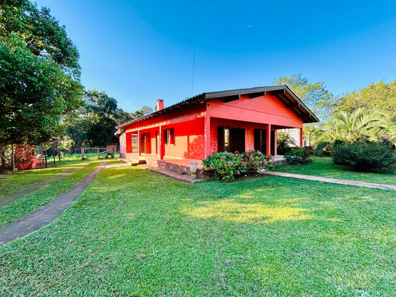 Casa à venda com 3 quartos, 159.70m² - Planalto,Morro Reuter