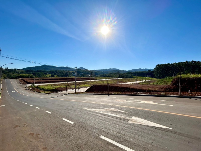 Terreno à venda - Vale Direito,Dois Irmãos