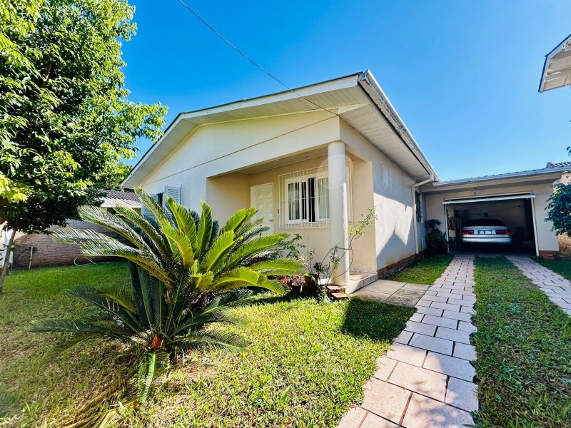 Casa à venda com 3 quartos, 111.75m² - Sete de Setembro,Dois Irmãos