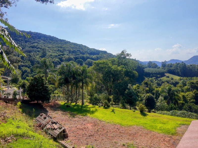  - Sítio à venda em Santa Maria do Herval, com 2 quartos, 61.30m²