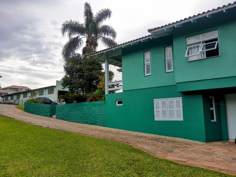 Casa à venda com 3 quartos, 172.00m² - Floresta,Dois Irmãos