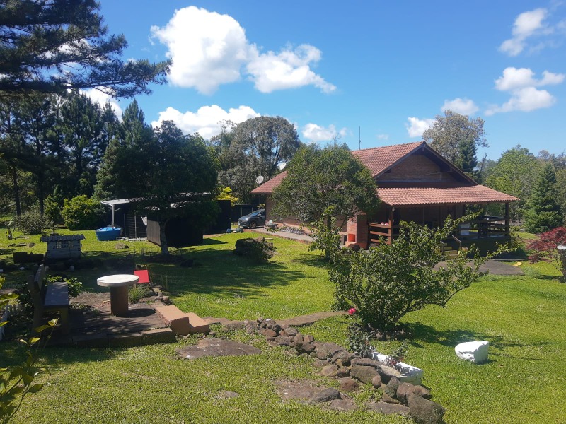 Chácara à venda com 3 quartos, 200,00m² - Padre Eterno Ilges,Santa Maria do Herval