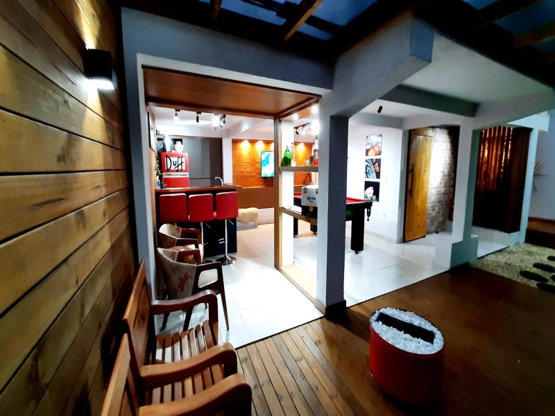 Casa à venda com 3 quartos, 183.65m² - Portal da Serra,Dois Irmãos