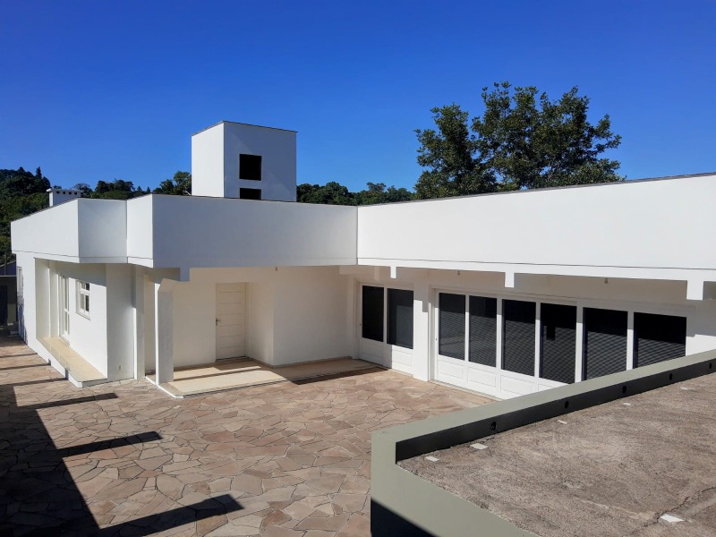  - Casa à venda em Dois Irmãos, Vila Rosa, com 3 quartos, 258.00m²